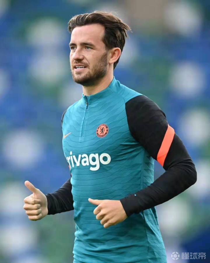 包含国际米兰训练开放日；集结日官宣签约引欢呼；NBA总决赛在即；心理建设被强调的词条